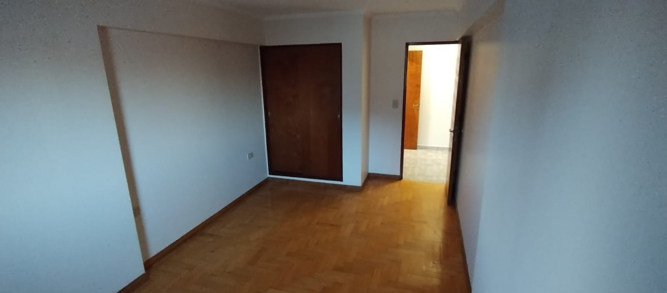 VENDO DEPARTAMENTO (SEMIPISO)  DE DOS DORMITORIO CENTRO - SAN JOSE DE CALAZANS 285 