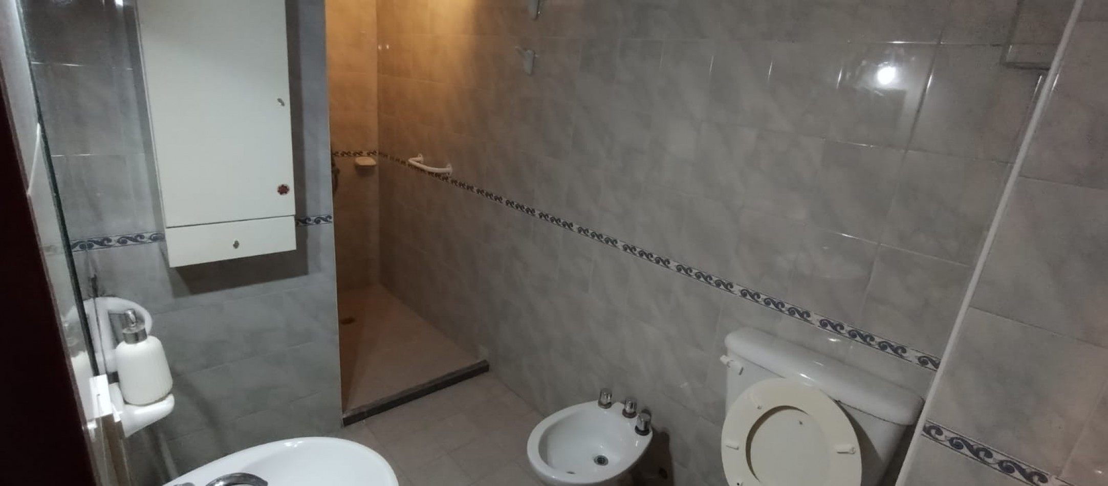 VENDO DEPARTAMENTO (SEMIPISO)  DE DOS DORMITORIO CENTRO - SAN JOSE DE CALAZANS 285 