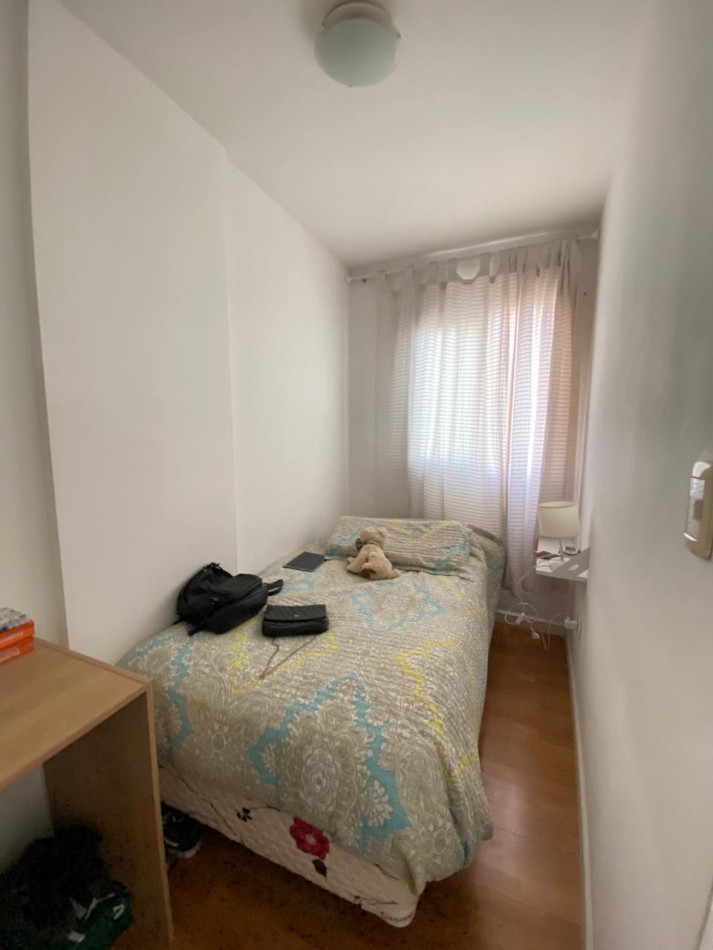 VENDO DEPARTAMENTO DE UN DORMITORIO Y UN ESCRITORIO. - Barrio Guemes