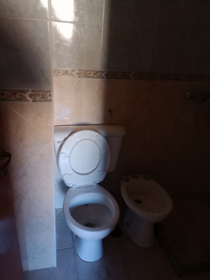 VENDO DEPARTAMENTO UN DORMITORIO CENTRO - CASEROS 874