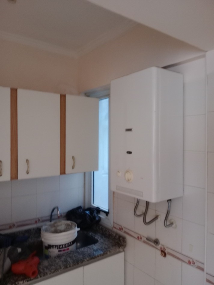 VENDO DEPARTAMENTO UN DORMITORIO CENTRO - CASEROS 874