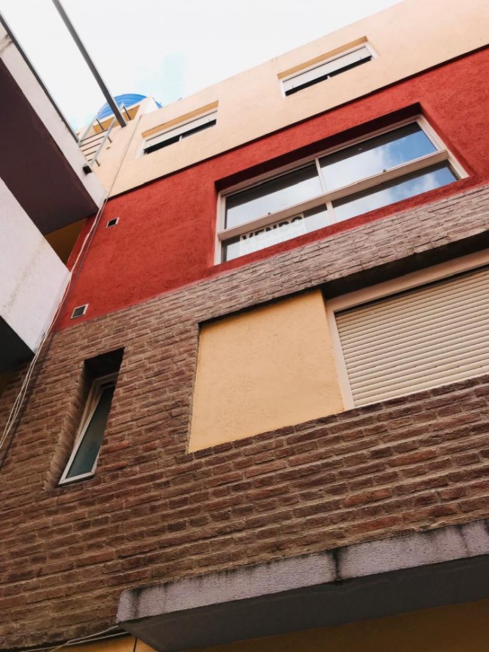 Se vende Duplex - Complejo la Lunita. Barrio Alto Alberdi. Dean Funes 1900.