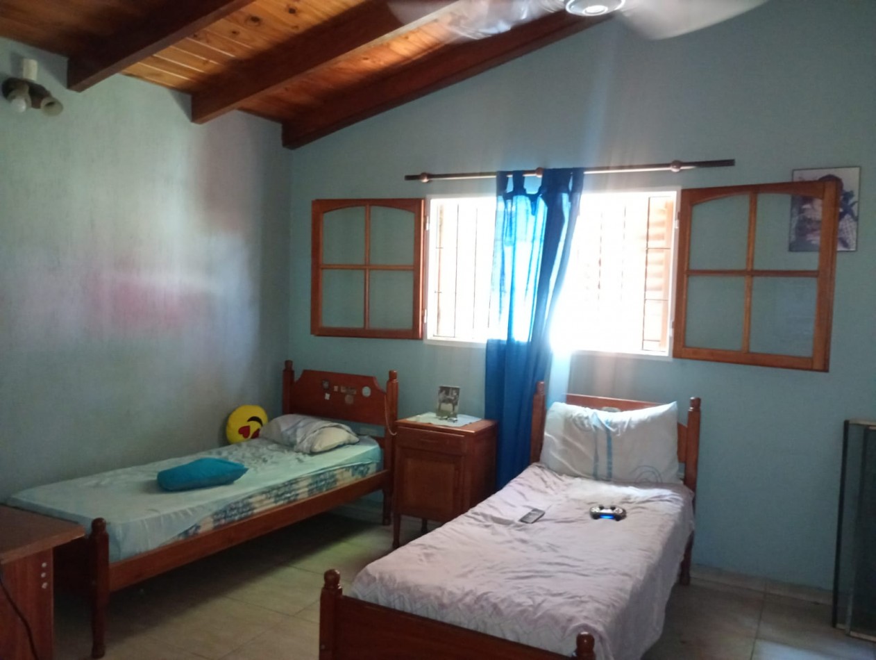 Venta casa 3 Dormitorios- Barrio Quebrada de las Rosas