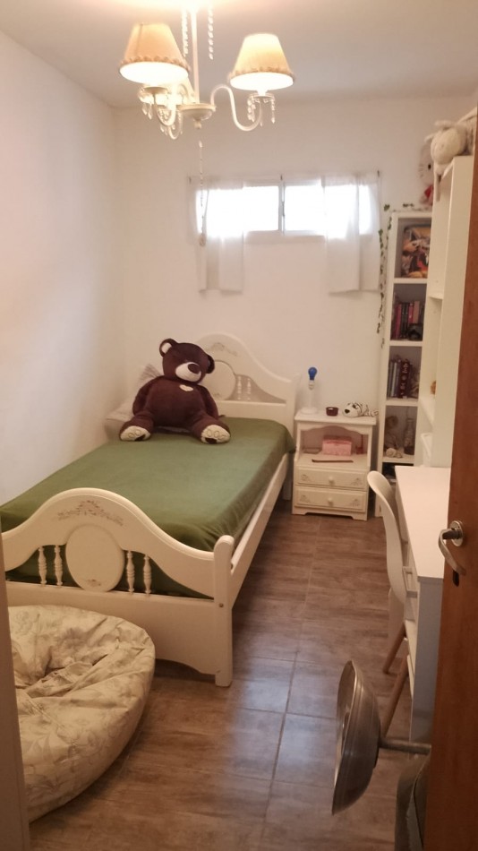 VENTA Casa 2 Dormitorios - Villa Giardino / Con Escritura