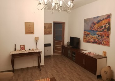 VENTA Casa 2 Dormitorios - Villa Giardino / Con Escritura